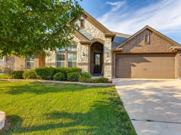 210 Ovaletta Dr, Justin, TX 76247