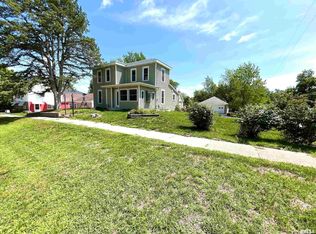 465 Mill St, Toronto, IA 52777