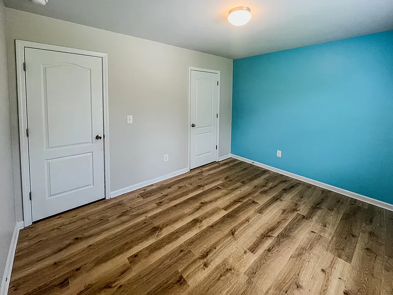110 Teagarden Ct — Photo 11