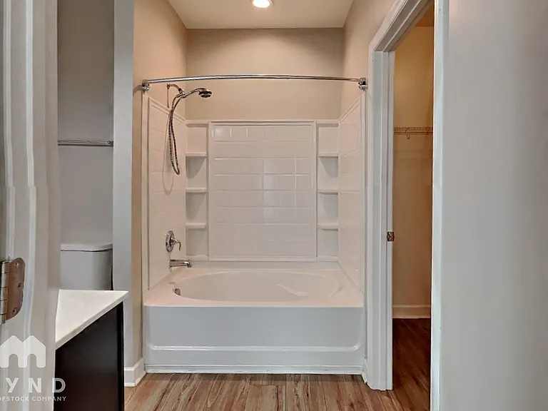 2233 Dale View Dr — Photo 11