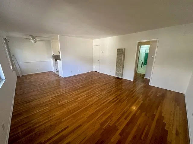2 bed, 1050 sqft, $2,695 — Photo 2