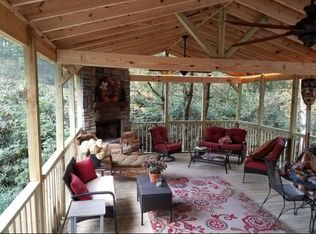 70 Rolling Acres Dr, Highlands, NC 28741