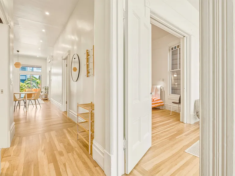 519 Capp St #1/2 — Photo 3