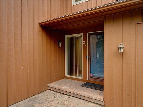 2nd image of 28 Green Pine Ln
