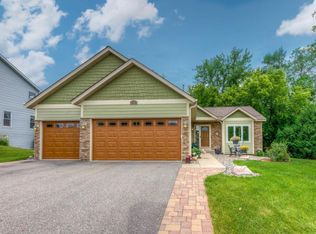 4361 Chestnut Lane Ne Ln, Prior Lake, MN 55372