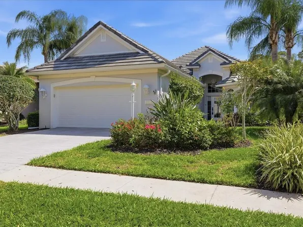 6514 Oakland Hills Dr, Lakewood Ranch, FL 34202