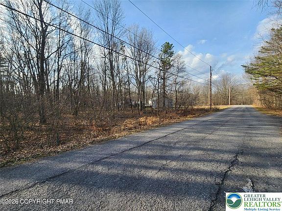 4th image of 489 Panther Run Rd