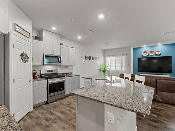 4650 Ridgeley Ave #103, North Las Vegas, NV 89084