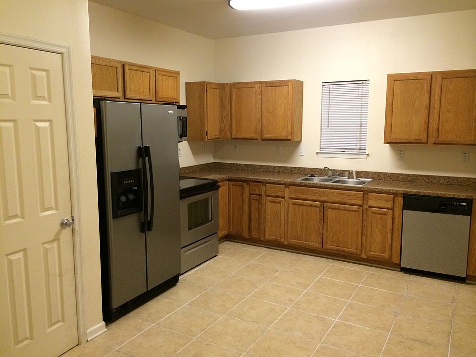 1st image of 1010 Saint Julian Ave