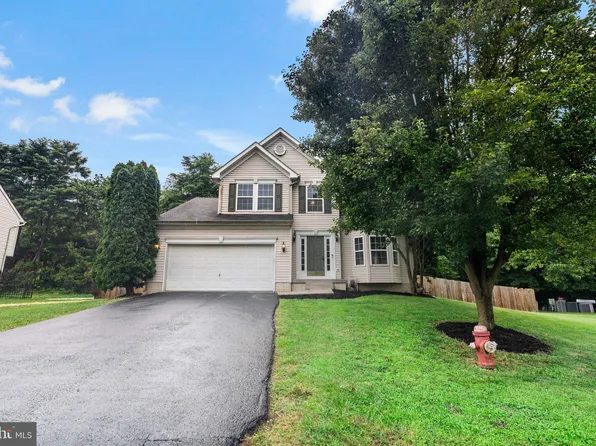 195 Mossy Ln, Martinsburg, WV 25404