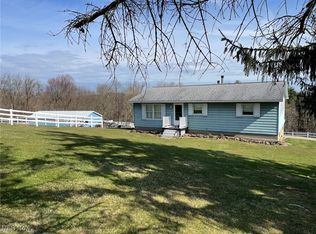 2703 Bloomfield Rd, Cambridge, OH 43725