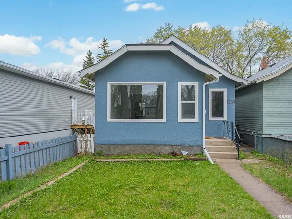 1230 E AVENUE N, Saskatoon, SK S7L 1T4