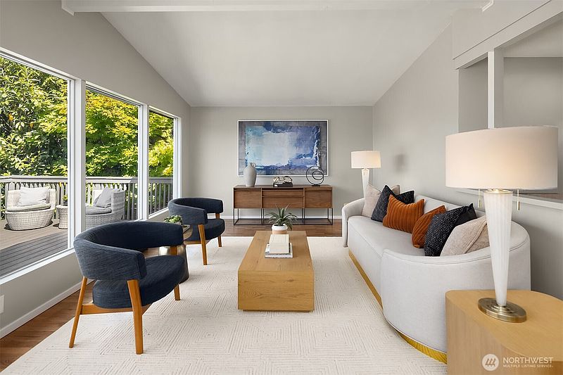 5th image of 10737 3rd Avenue NW