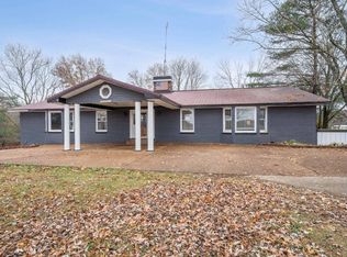 1030 Spring Creek Rd, Chapmansboro, TN 37035