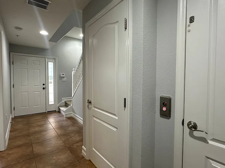 3720 Messina Dr — Photo 11