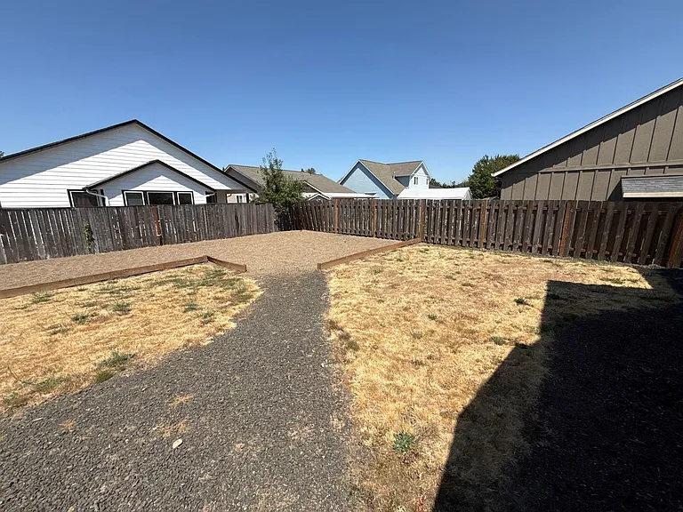 4105 Windy Ave NE — Photo 39