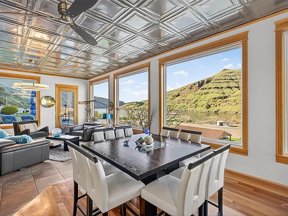 5th image of 6382 Snake River Rd