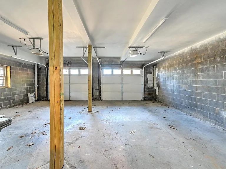 128 Old Fellowship Rd — Photo 23