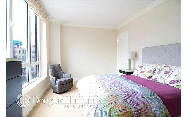 Rented by Douglas Elliman | media 6