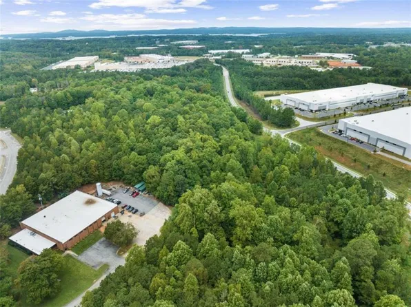 0 H F Reed Industrial Pkwy #74, Flowery Branch, GA 30542