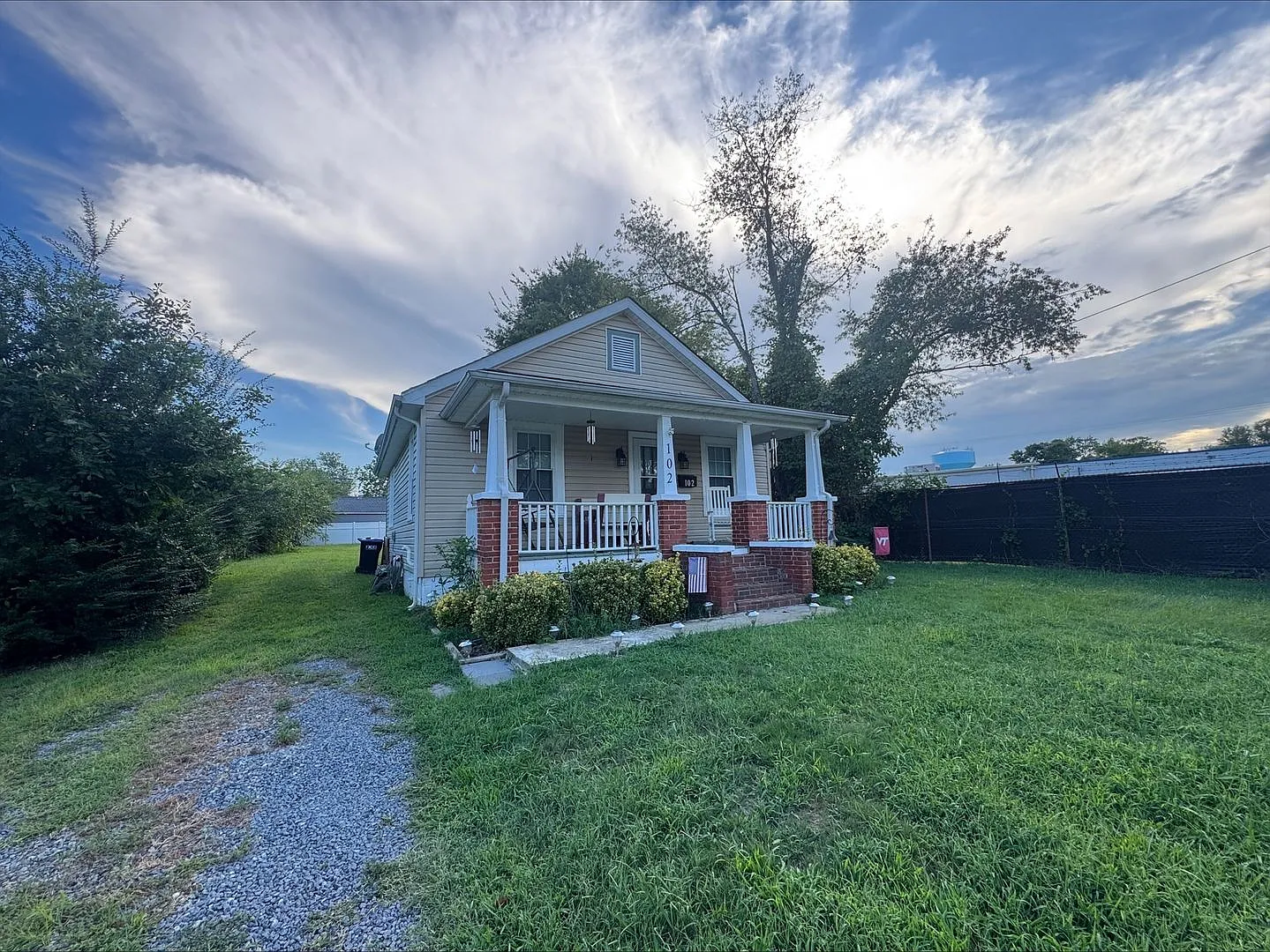 Coming Soon - Charming Home In Fredericksburg — Photo 1