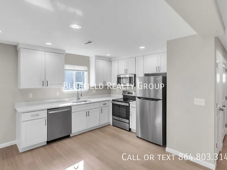 253 Woodruff St — Photo 8