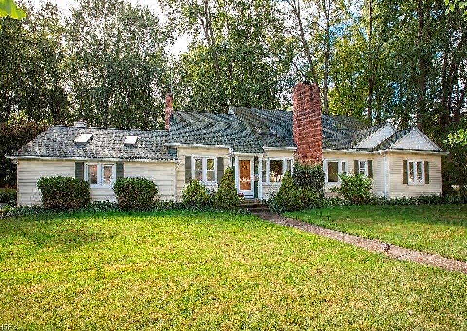 1st image of 7733 Mapleway Dr