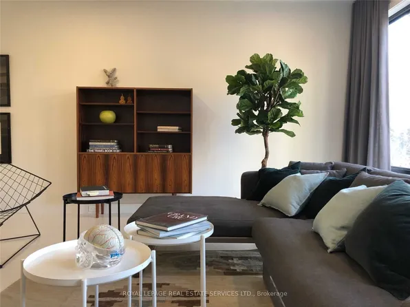 50 Gormley Ave, Toronto, ON M4V 1Z1