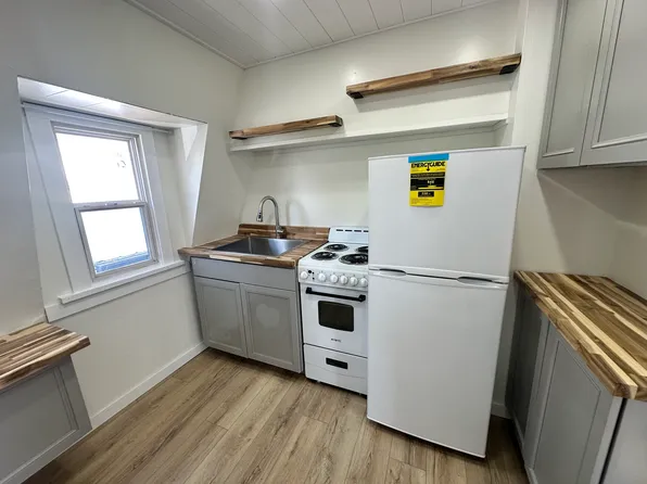 160 Burkhart Ave #C, Russells Point, OH 43348