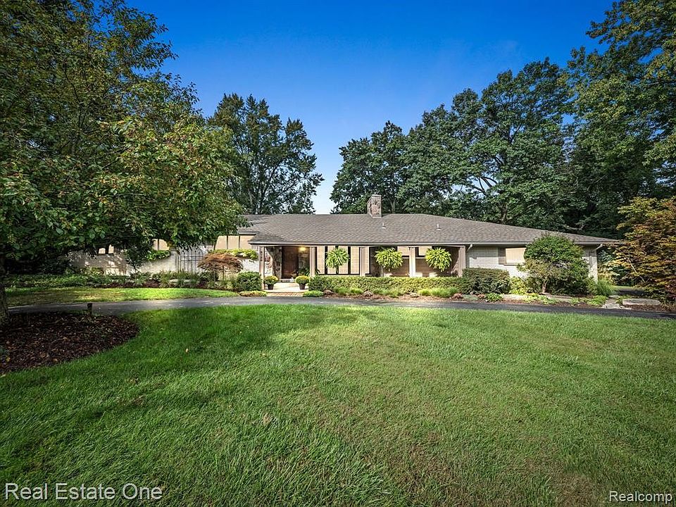 6730 Indianwood Trl, Bloomfield Hills, MI 48301 Zillow