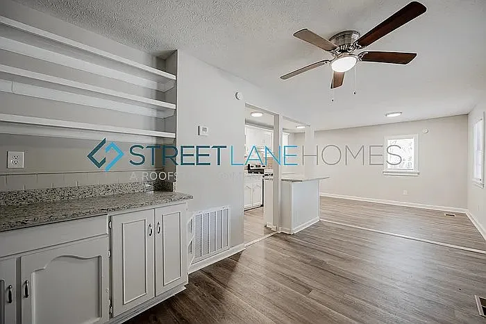 jpg - 4222 Canady St