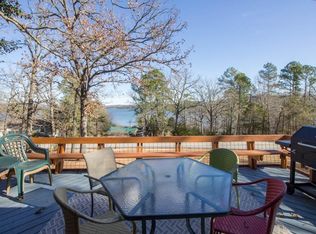 18843 Coppermine Rd, Rogers, AR 72756