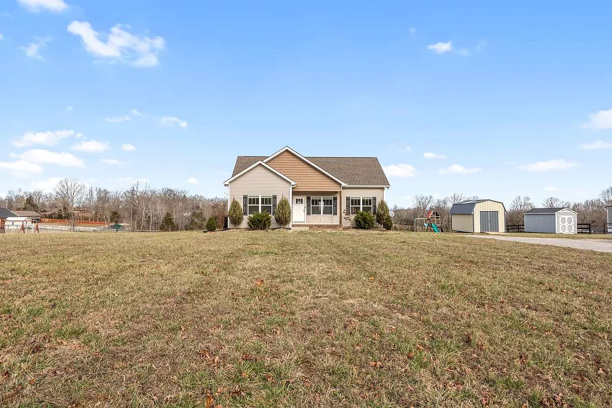 Building Photo - 819 Hooper Rd