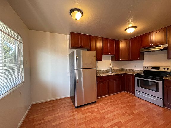 5th image of 5838 Birch Ct APT G
