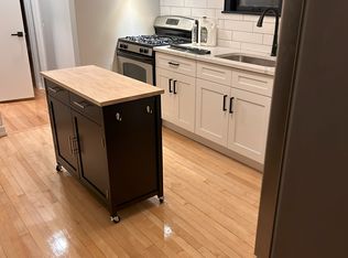 943 Beloit Ave #1, Forest Park, IL 60130
