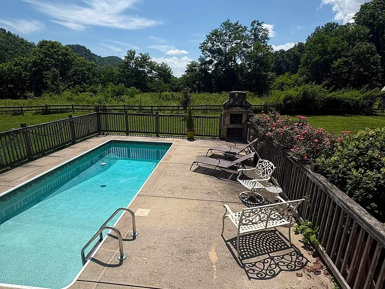 123 Compass Meadows Dr — Photo 2
