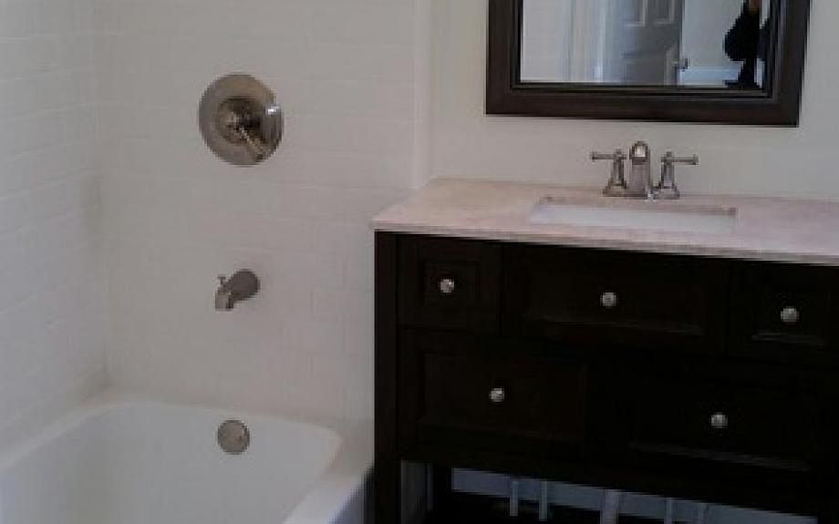 2nd image of 1904 N Burling St