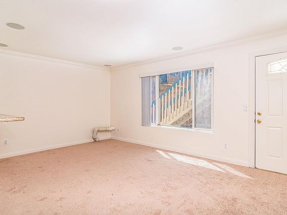 5th image of 4549 Bancroft St Unit 2