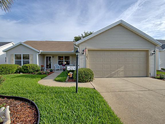 2nd image of 3025 Burbank Ln