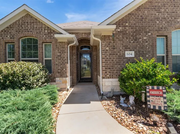 104 Harris Hawk Cv, Cedar Creek, TX 78612