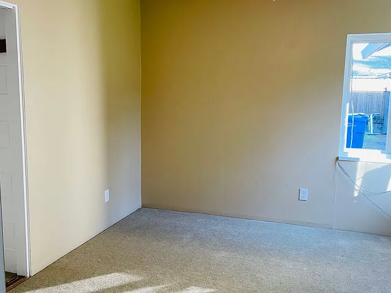 3742 Orchard Ln — Photo 11