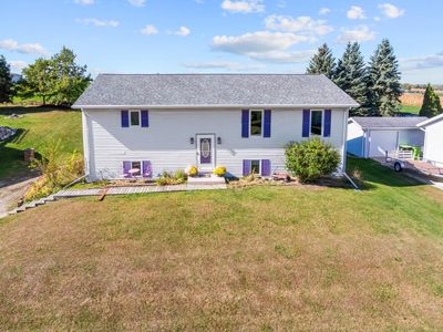 2419 Monroe STREET, NEW HOLSTEIN, WI, 53061