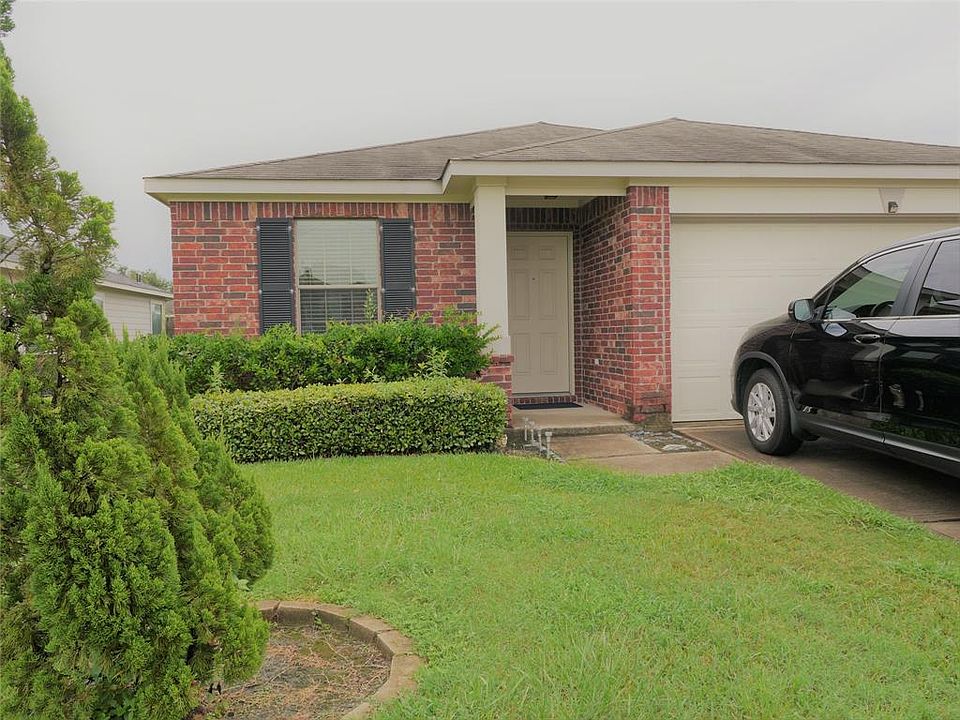 1st image of 2726 Mustang Hill Ln