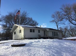 1807 Oakwood Ter, Albert Lea, MN 56007