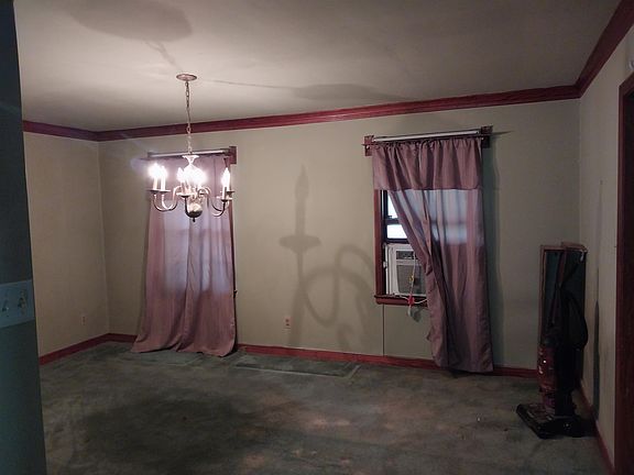 4th image of 3152 Larkspur Dr