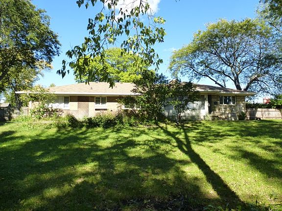 3rd image of 204 Lawndale Ave