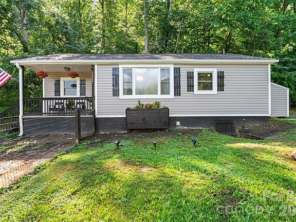 2nd image of 1226 Newfound Rd