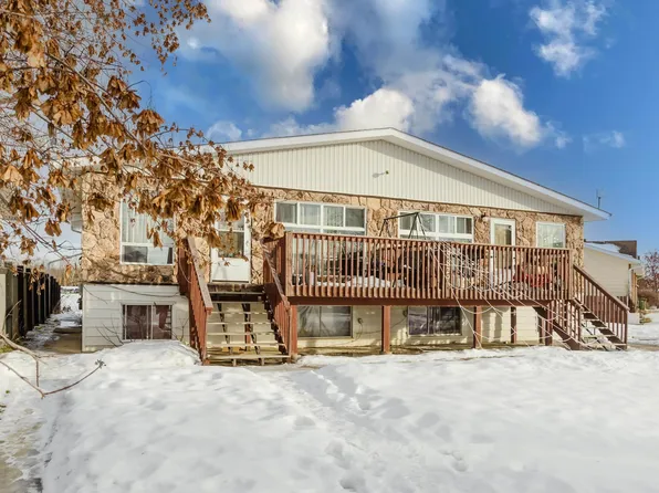 5829 52nd St, Wetaskiwin, AB T9A 2W5