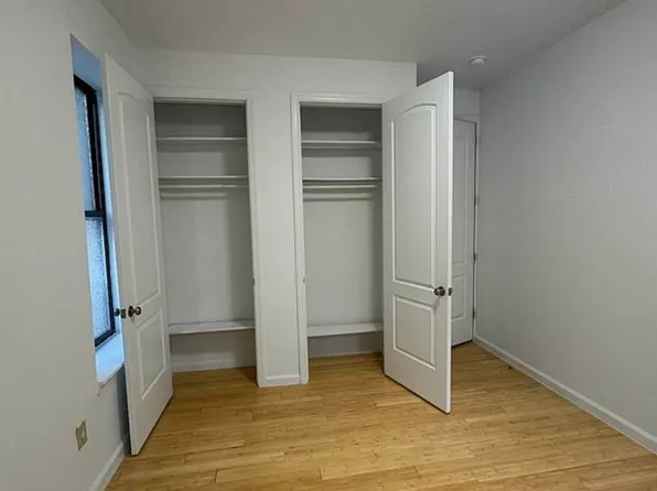 838 Riverside Drive image 5 of 9