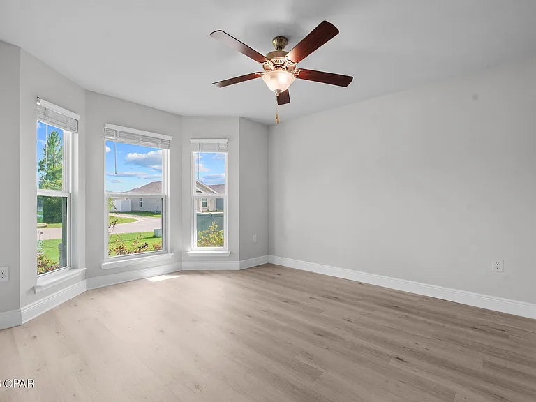 11701 Poston Rd — Photo 10